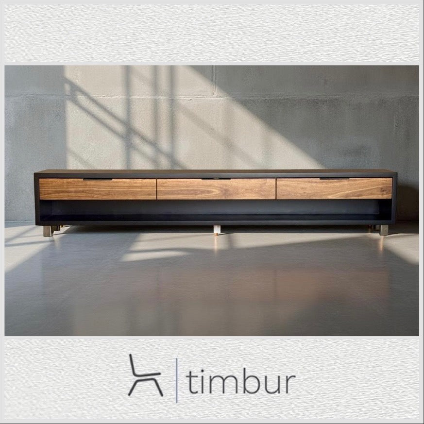 Element XL TV unit.